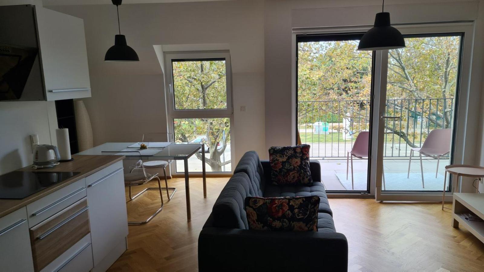 Top Kaiserebersdorf Apartament Viena